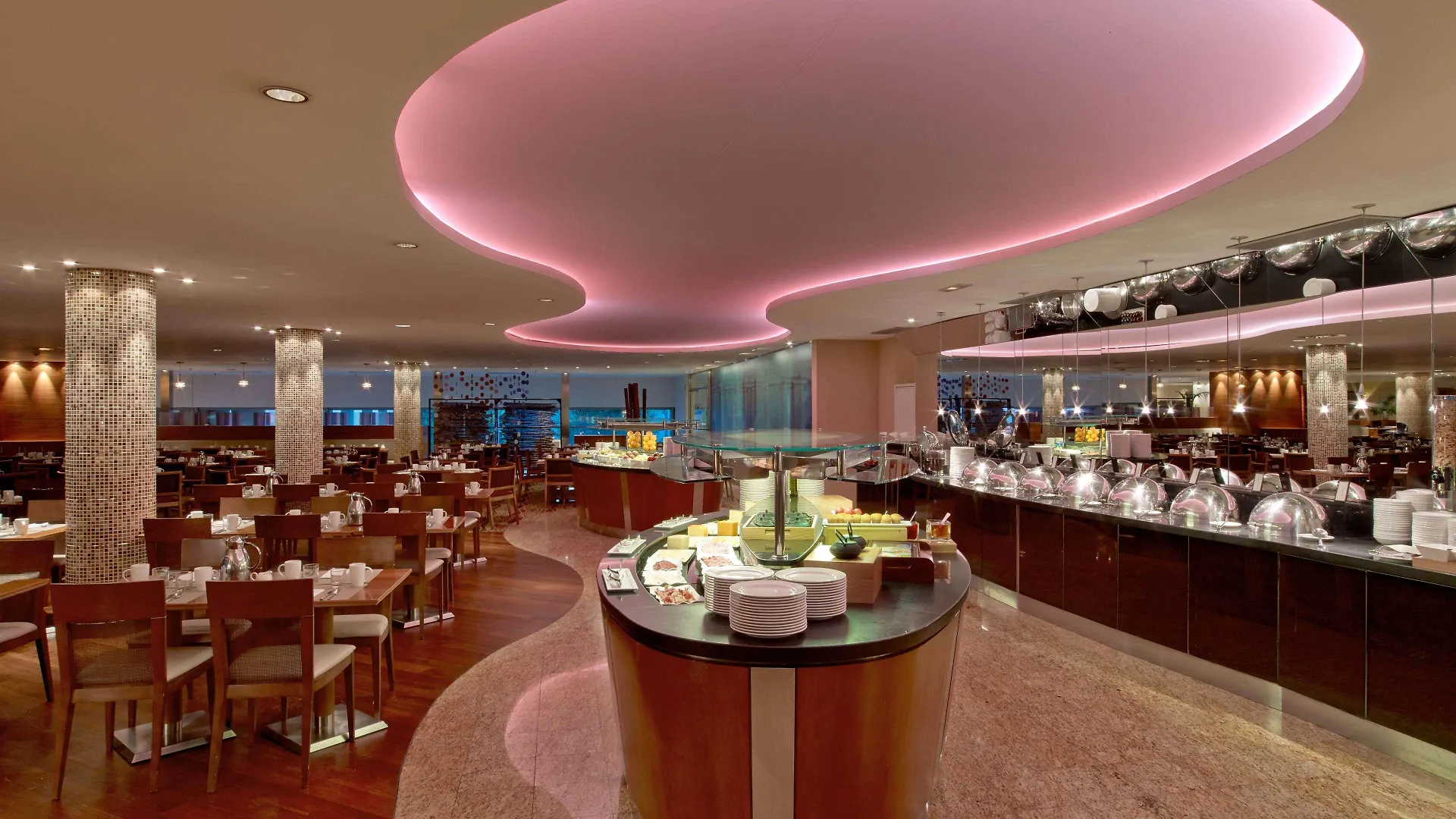 מלון Hilton Diagonal Mar ברצלונה