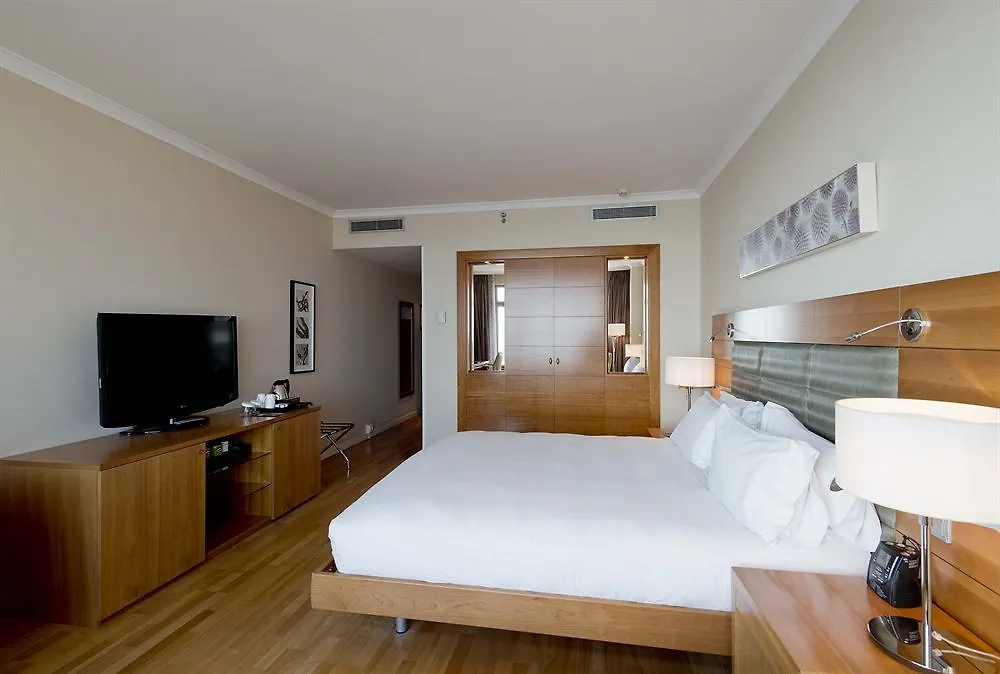 מלון Hilton Diagonal Mar ברצלונה